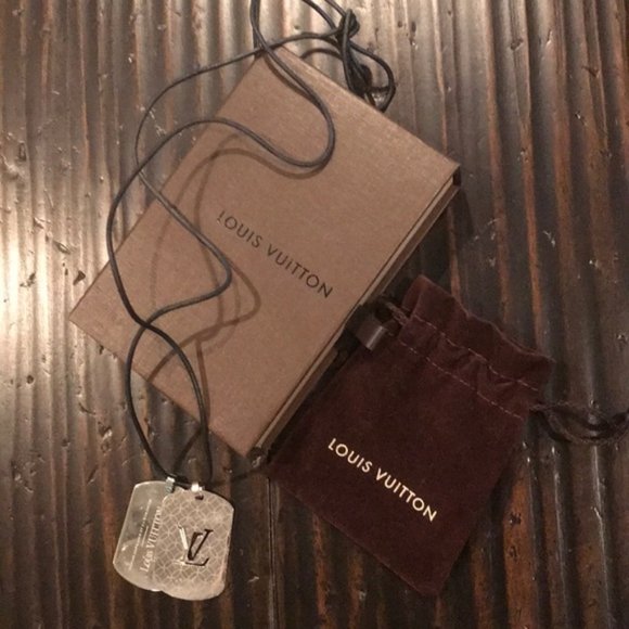 LOUIS VUITTON DOG TAG NECKLACE!!!!! Authentic - Picture 3 of 5